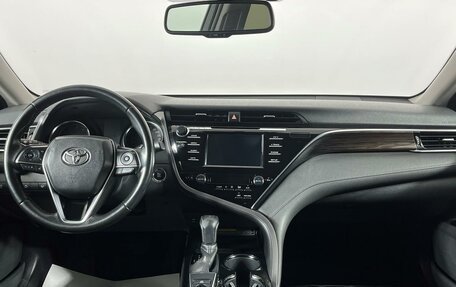 Toyota Camry, 2018 год, 2 929 000 рублей, 14 фотография