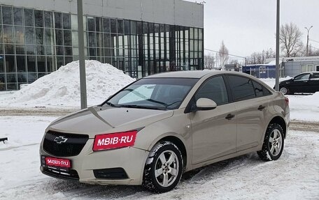 Chevrolet Cruze II, 2011 год, 647 000 рублей, 1 фотография