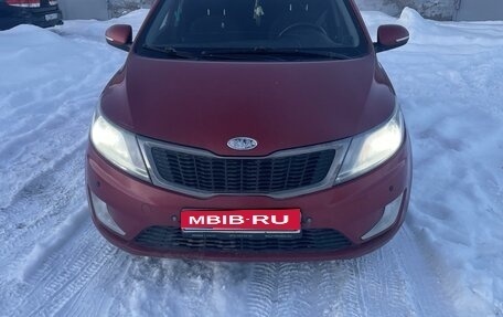 KIA Rio III рестайлинг, 2012 год, 600 000 рублей, 1 фотография