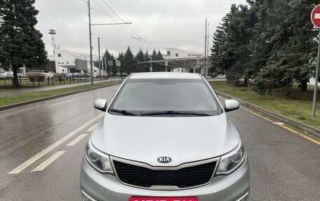 KIA Rio III рестайлинг, 2016 год, 895 000 рублей, 2 фотография