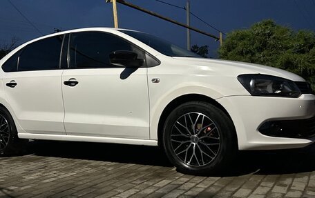 Volkswagen Polo VI (EU Market), 2013 год, 530 000 рублей, 19 фотография