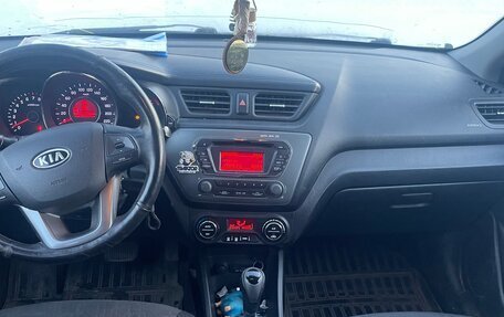 KIA Rio III рестайлинг, 2012 год, 600 000 рублей, 8 фотография