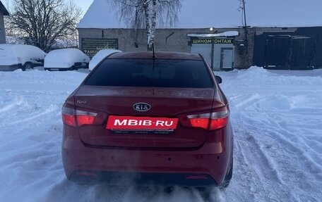 KIA Rio III рестайлинг, 2012 год, 600 000 рублей, 4 фотография