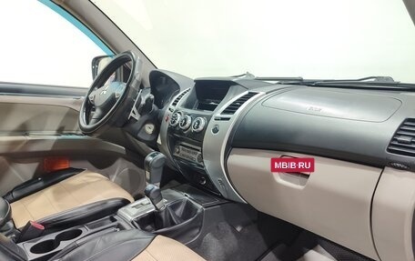 Mitsubishi Pajero Sport II рестайлинг, 2012 год, 1 650 000 рублей, 14 фотография