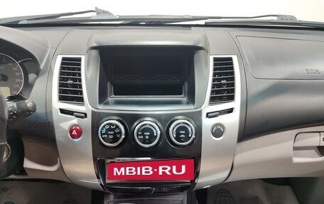 Mitsubishi Pajero Sport II рестайлинг, 2012 год, 1 650 000 рублей, 16 фотография