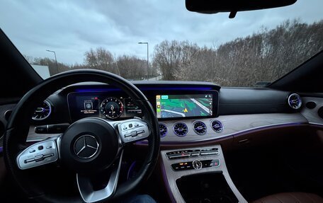 Mercedes-Benz E-Класс, 2019 год, 4 000 000 рублей, 9 фотография