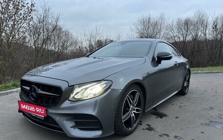 Mercedes-Benz E-Класс, 2019 год, 4 000 000 рублей, 5 фотография