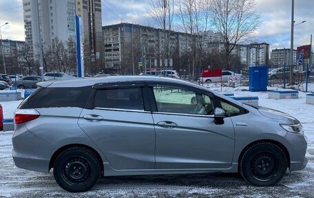 Honda Shuttle II, 2015 год, 1 550 000 рублей, 8 фотография