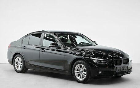 BMW 3 серия, 2017 год, 1 755 000 рублей, 3 фотография