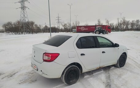 Renault Logan II, 2016 год, 560 000 рублей, 5 фотография