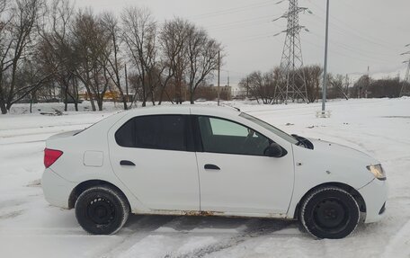 Renault Logan II, 2016 год, 560 000 рублей, 4 фотография