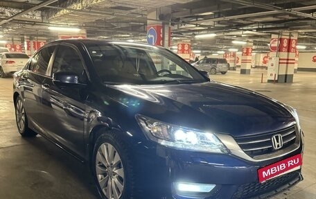 Honda Accord IX рестайлинг, 2013 год, 2 200 000 рублей, 4 фотография