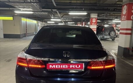 Honda Accord IX рестайлинг, 2013 год, 2 200 000 рублей, 13 фотография