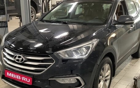 Hyundai Santa Fe III рестайлинг, 2017 год, 2 230 000 рублей, 1 фотография