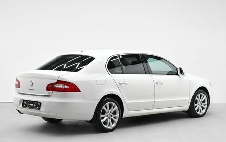 Skoda Superb III рестайлинг, 2010 год, 895 000 рублей, 3 фотография