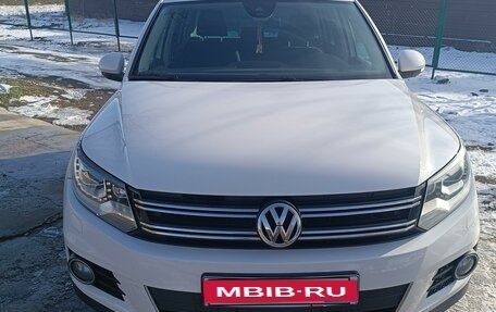 Volkswagen Tiguan I, 2013 год, 1 780 000 рублей, 1 фотография