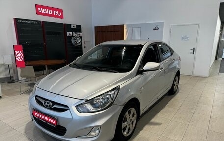 Hyundai Solaris II рестайлинг, 2011 год, 549 000 рублей, 1 фотография