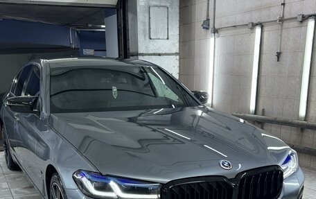 BMW 5 серия, 2017 год, 3 549 999 рублей, 3 фотография