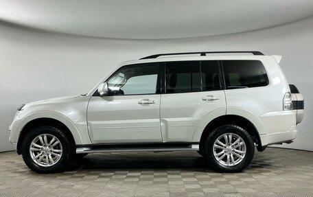 Mitsubishi Pajero IV, 2015 год, 2 875 000 рублей, 3 фотография