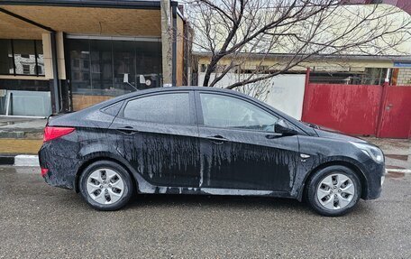 Hyundai Solaris II рестайлинг, 2016 год, 1 400 000 рублей, 3 фотография