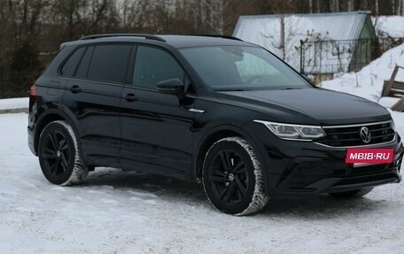 Volkswagen Tiguan II, 2021 год, 4 400 000 рублей, 8 фотография