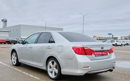 Toyota Camry, 2012 год, 1 645 000 рублей, 6 фотография