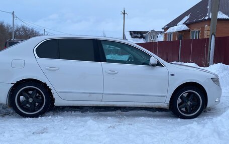 Skoda Superb III рестайлинг, 2011 год, 921 000 рублей, 2 фотография