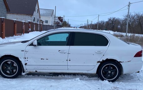 Skoda Superb III рестайлинг, 2011 год, 921 000 рублей, 4 фотография