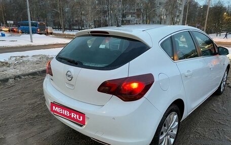 Opel Astra J, 2011 год, 850 000 рублей, 7 фотография