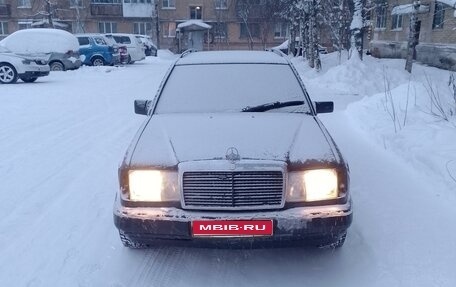 Mercedes-Benz E-Класс, 1994 год, 450 000 рублей, 1 фотография