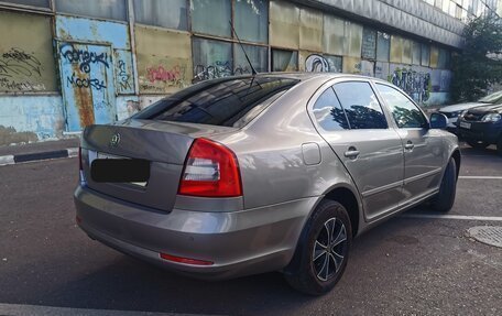 Skoda Octavia, 2011 год, 820 000 рублей, 2 фотография