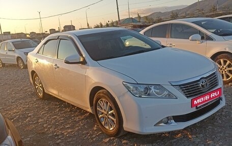 Toyota Camry, 2014 год, 1 850 000 рублей, 4 фотография