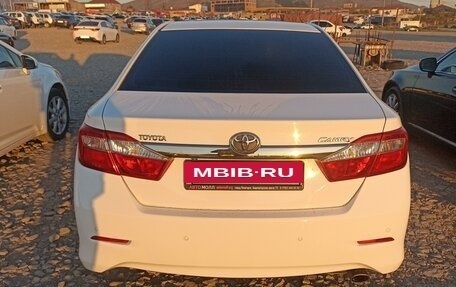 Toyota Camry, 2014 год, 1 850 000 рублей, 8 фотография