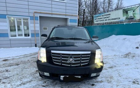 Cadillac Escalade III, 2010 год, 2 150 000 рублей, 8 фотография