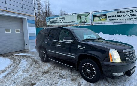 Cadillac Escalade III, 2010 год, 2 150 000 рублей, 9 фотография