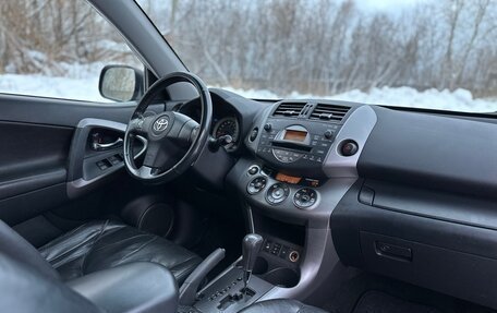 Toyota RAV4, 2006 год, 1 070 000 рублей, 22 фотография