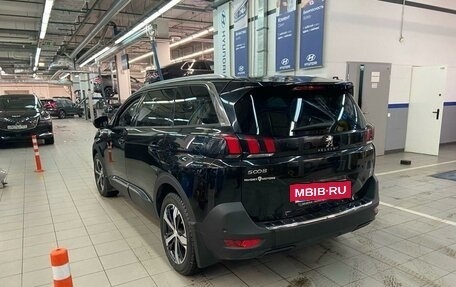 Peugeot 5008 II, 2018 год, 2 587 000 рублей, 4 фотография