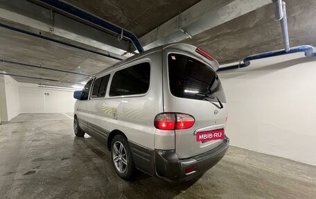 Hyundai Starex I рестайлинг, 2007 год, 899 000 рублей, 5 фотография