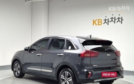 KIA Niro I, 2020 год, 2 300 000 рублей, 4 фотография