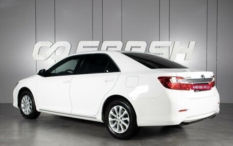 Toyota Camry, 2012 год, 1 800 000 рублей, 2 фотография