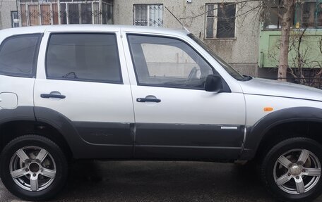 Chevrolet Niva I рестайлинг, 2005 год, 430 000 рублей, 8 фотография