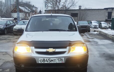 Chevrolet Niva I рестайлинг, 2005 год, 430 000 рублей, 9 фотография