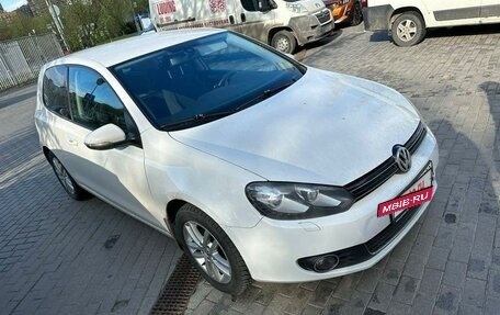 Volkswagen Golf VI, 2011 год, 1 050 000 рублей, 2 фотография