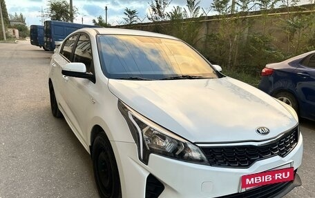 KIA Rio IV, 2020 год, 1 300 000 рублей, 4 фотография