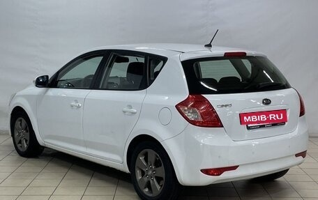 KIA cee'd I рестайлинг, 2012 год, 850 000 рублей, 17 фотография