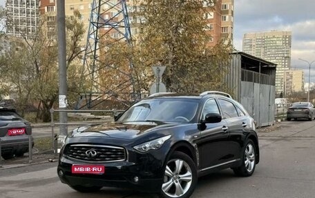 Infiniti FX II, 2011 год, 2 300 000 рублей, 1 фотография