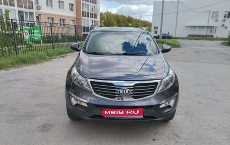 KIA Sportage III, 2010 год, 900 000 рублей, 2 фотография