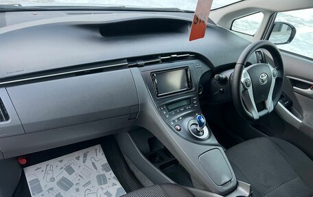 Toyota Prius, 2009 год, 1 199 999 рублей, 13 фотография