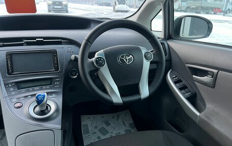 Toyota Prius, 2009 год, 1 199 999 рублей, 15 фотография