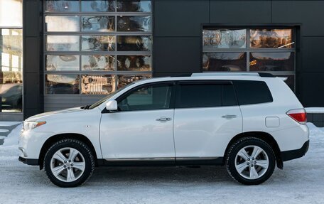 Toyota Highlander III, 2011 год, 2 468 000 рублей, 2 фотография